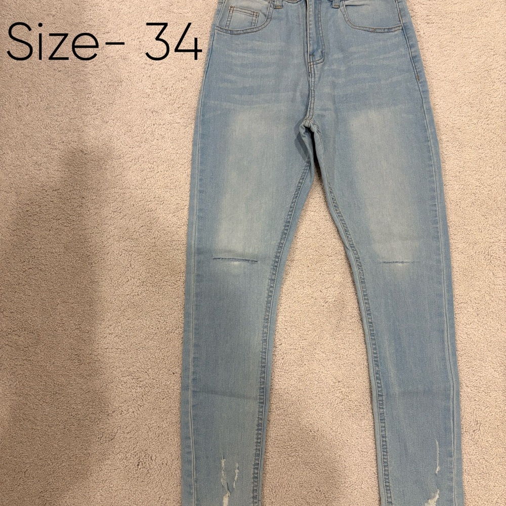 Women's Light Blue Jeans